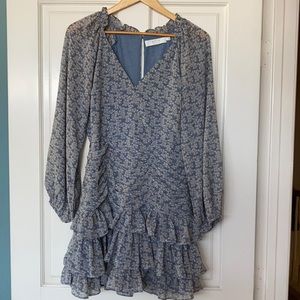 ASTR The Label Adriana vneck ruched blue floral women’s mini dress